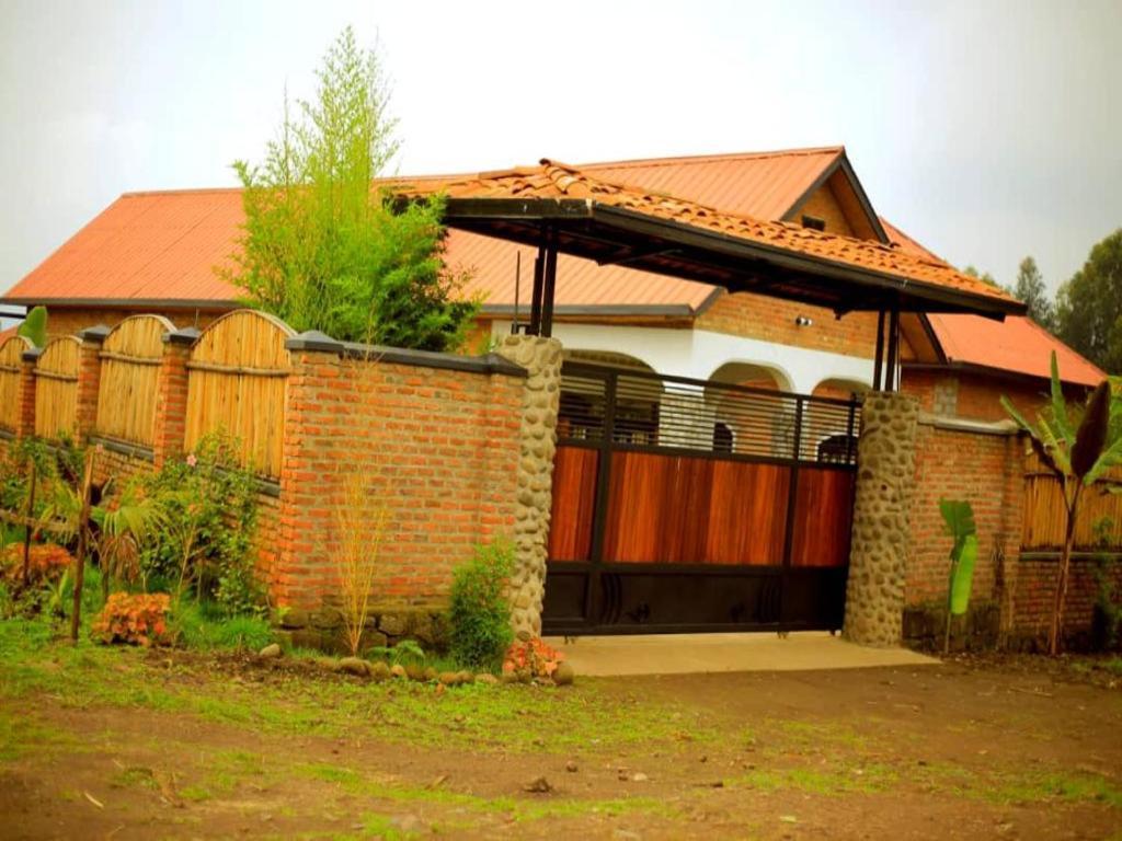 Urugano Virunga Palace Nyarugina Exterior foto